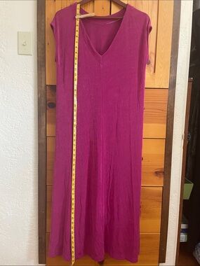 Travelers by Chicos cap sleeve v neck dress size “2”